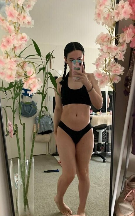 hiiibentley ポルノスター アート ギャラリー