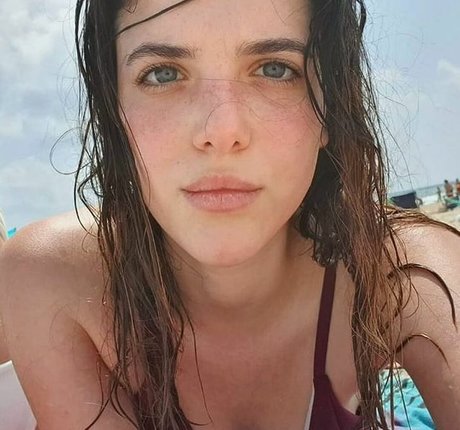 Adi Yedoav アート女優 ギャラリー