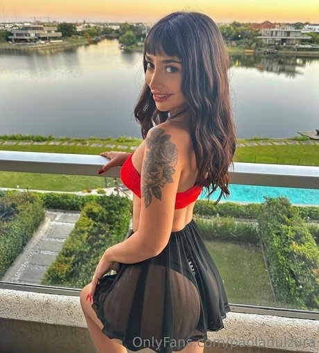 paoladulzura 美しいモデル 写真