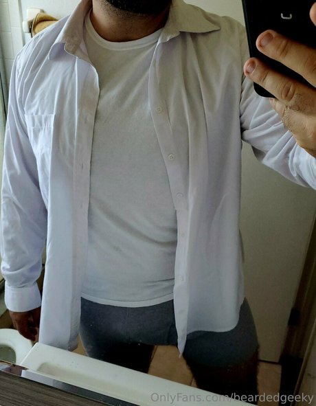 beardedgeeky ポルノスター xxx 写真