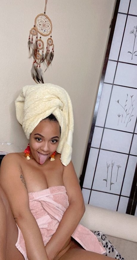 Iconic3ileen 完璧なポルノスター 写真