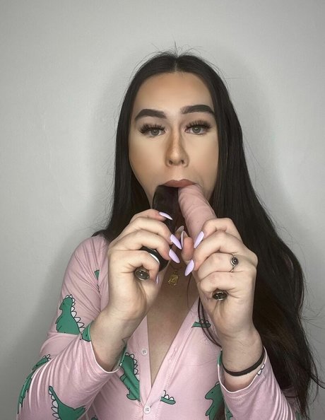 Kay Manuel 独占スター 画像