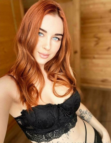 ioanna si エロティックなモデル アーカイブ