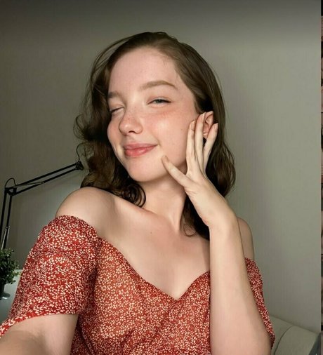 ioanna si 独占ポルノスター 写真