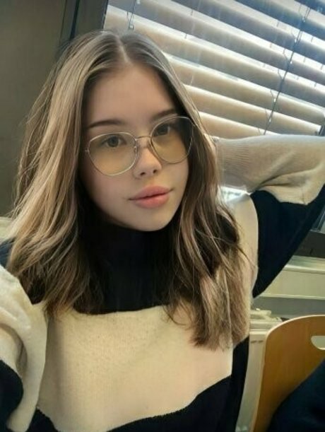 熟女 BBC OnlyFans 無料 写真