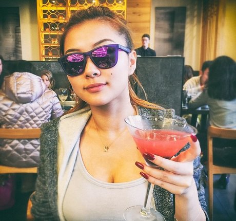 Rey Trajano 独占女優 画像