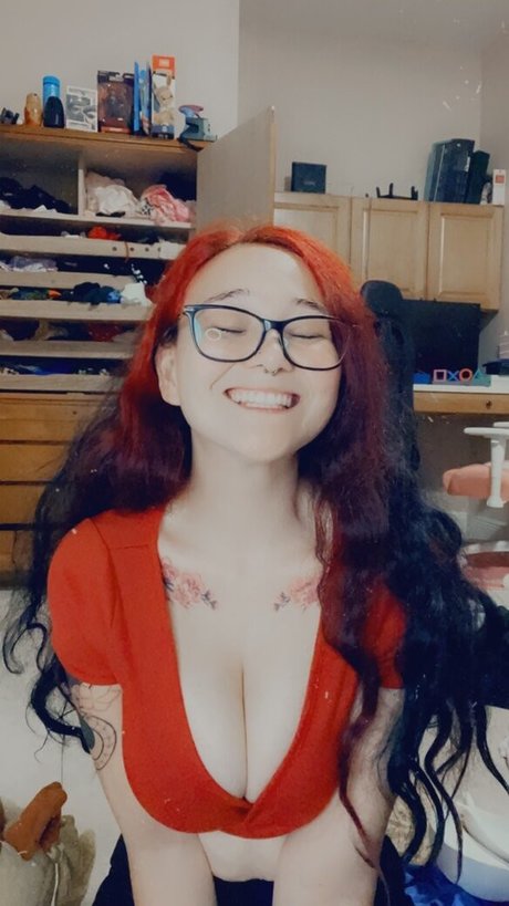 yuricosplayer エロティックなモデル ギャラリー