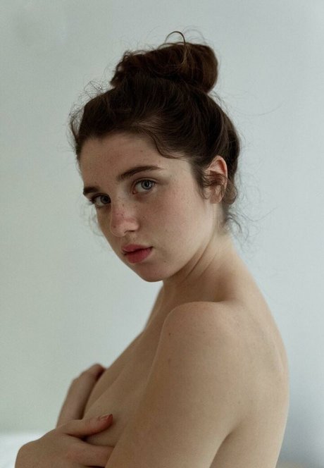 Alice Venters エロティックなポルノスター 画像