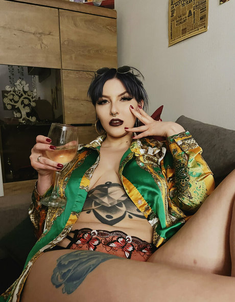 裸のプリンセスOnlyFans 裸 画像