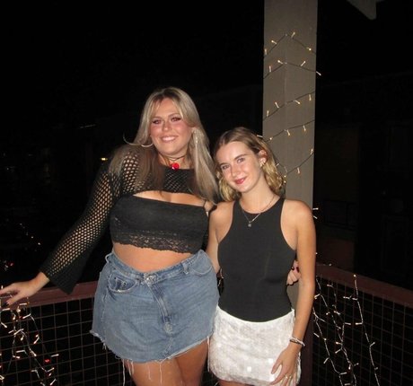 Maddie Gilmore アダルトスター 写真