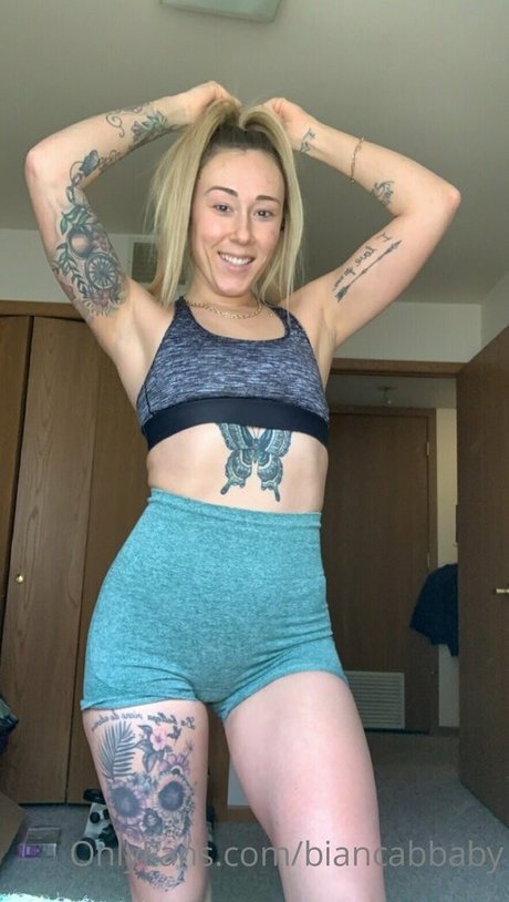 ティーンプッシーOnlyFans アートポルノ 写真