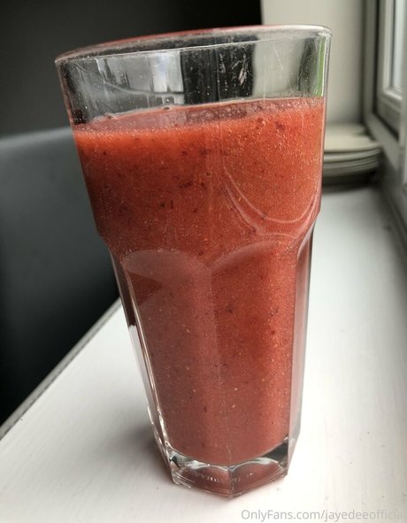 jayedeeofficial ポルノスター 無料 写真