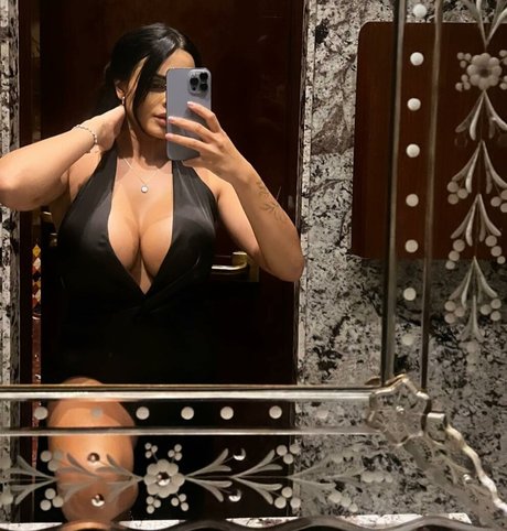 sweetmthsc 裸の女優 画像