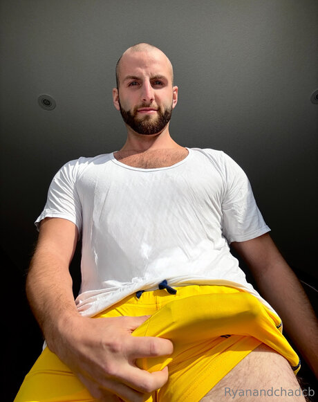 ryanandchadcbfree 限定モデル 画像