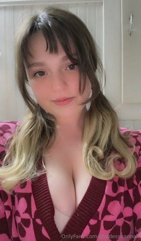 goddessvannah top profile image