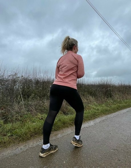 fiestyfrankie free セックスモデル 写真