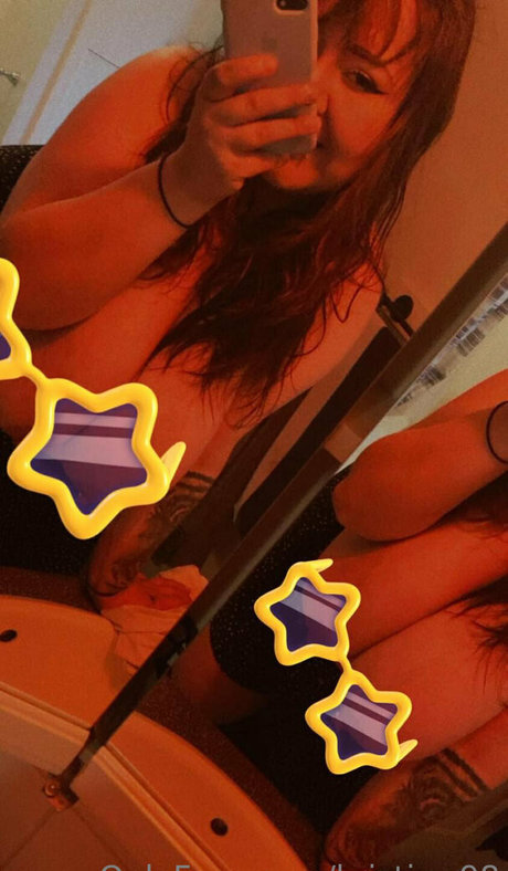 kristin r98 セクシーなスター 画像