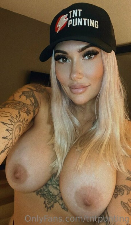 carlyelectriclive 素敵な女優 写真