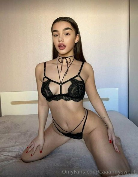 アジア人のタトゥー OnlyFans 美しい裸 画像