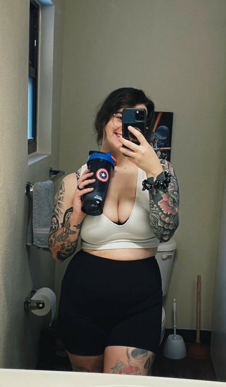 FrankieDarko セクシーなスター 画像