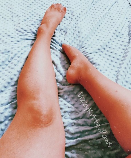 dizzykittenpaws ホット女優 写真