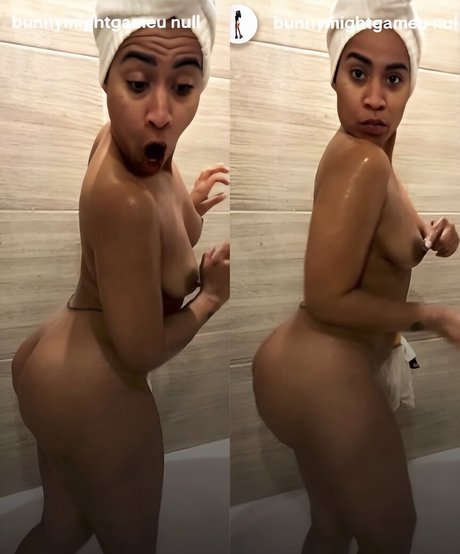 Bunnymightgameu ホットなモデル 写真