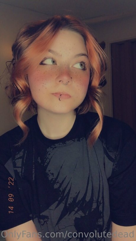 convolutedead 高品質モデル 写真