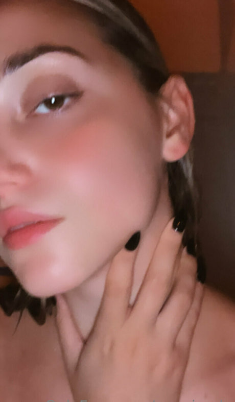 avaajayde ポルノスター 写真