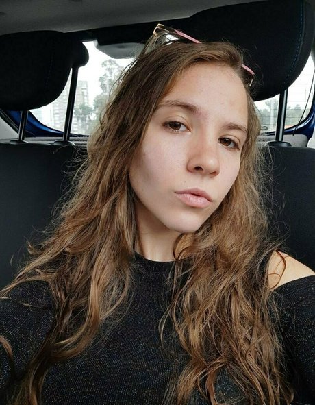 大きな乳首OnlyFans エロチック 画像