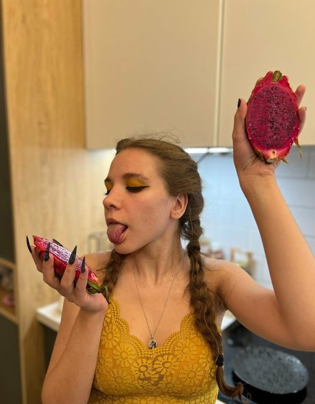 asmrベイビーonlyfans 美しい 写真