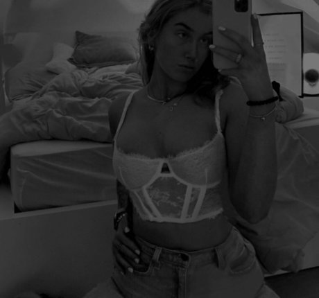 Chiara Weber トップスター 写真