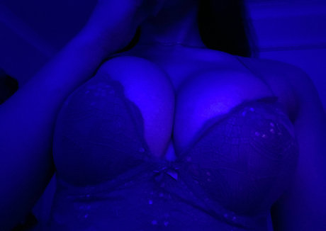 onlymamixo xxxモデル 写真