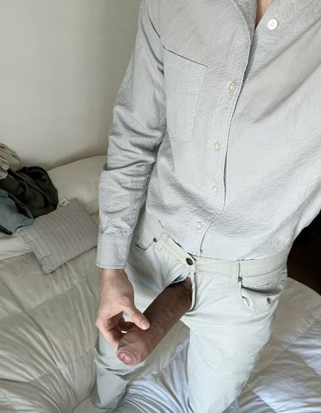 足の裏3P OnlyFans 無料 写真