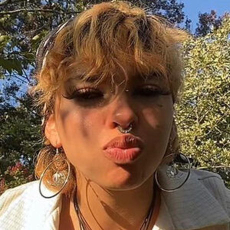 Rinnn 777 トップモデル 写真