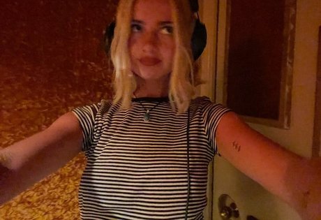 ゲイランジェリーOnlyFans 無料xxx 写真