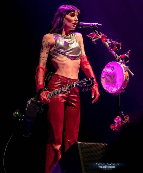 Lilith Czar 高品質モデル 写真