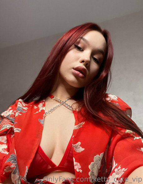 ketty cute ポルノスター 写真