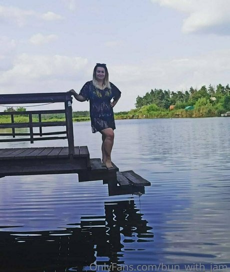 bun with jam 無料スター 画像