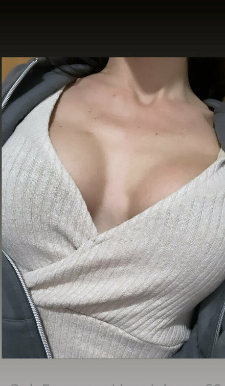 dannielamm69 ポルノスター 画像