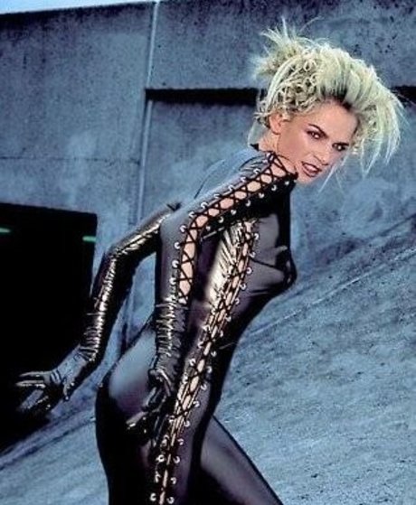 Zoe Ball ポルノスター 独占 写真