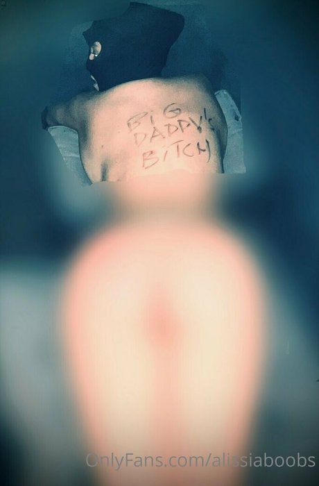 alissiaboobs 完璧な女優 写真