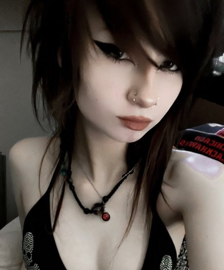 xxbloodymascaraxx 裸のスター 写真