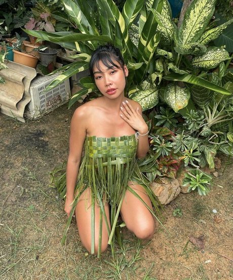 Aunaun Janthana セックスモデル 画像