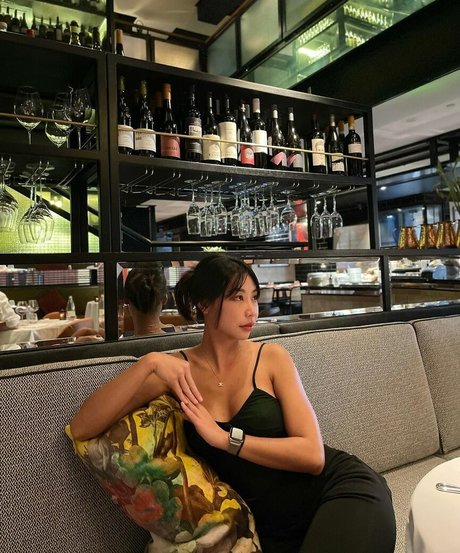 Aunaun Janthana ポルノスター 画像