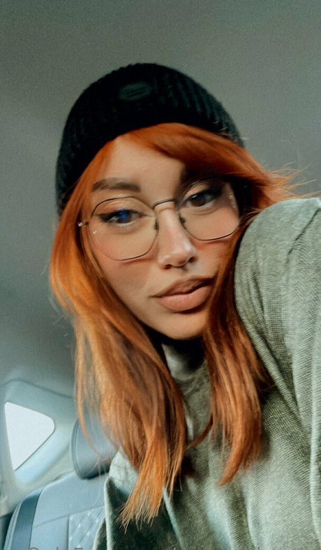 saraawildee ヌードスター 写真