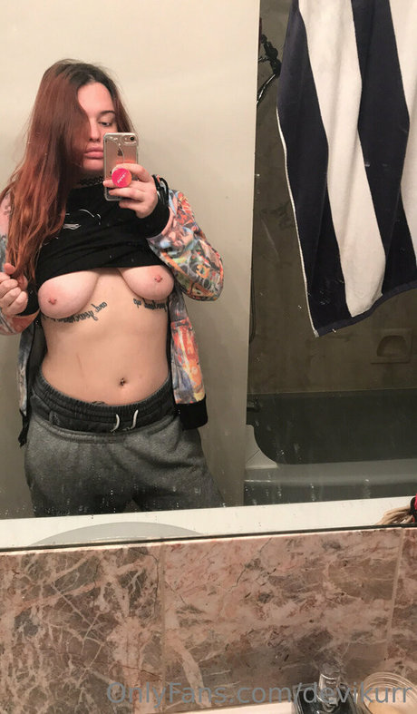 devikurr ポルノスター 美しい 画像