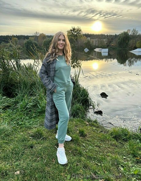 vikini bikini 素敵なモデル 写真