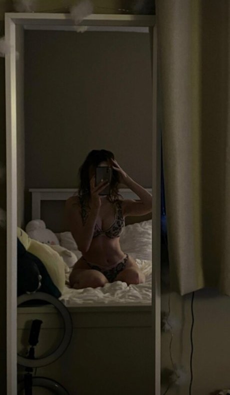 Mushyeesandi HDポルノスター ギャラリー