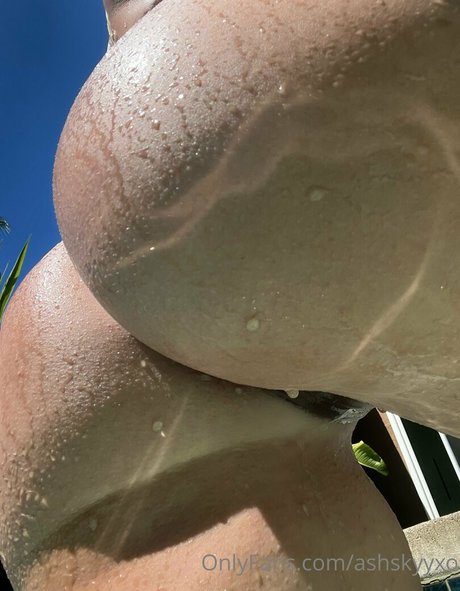 ashskyyxo 美しい女優 画像