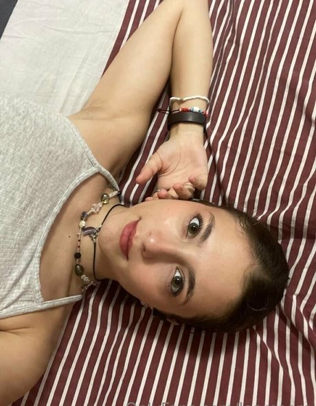 日焼けしたOnlyFans ホットヌード 写真